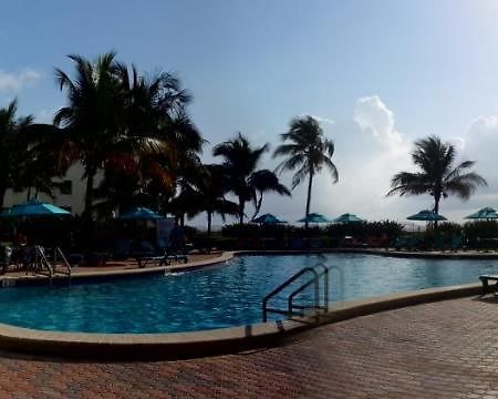 Tides Apt On Hollywood Beach Exterior photo