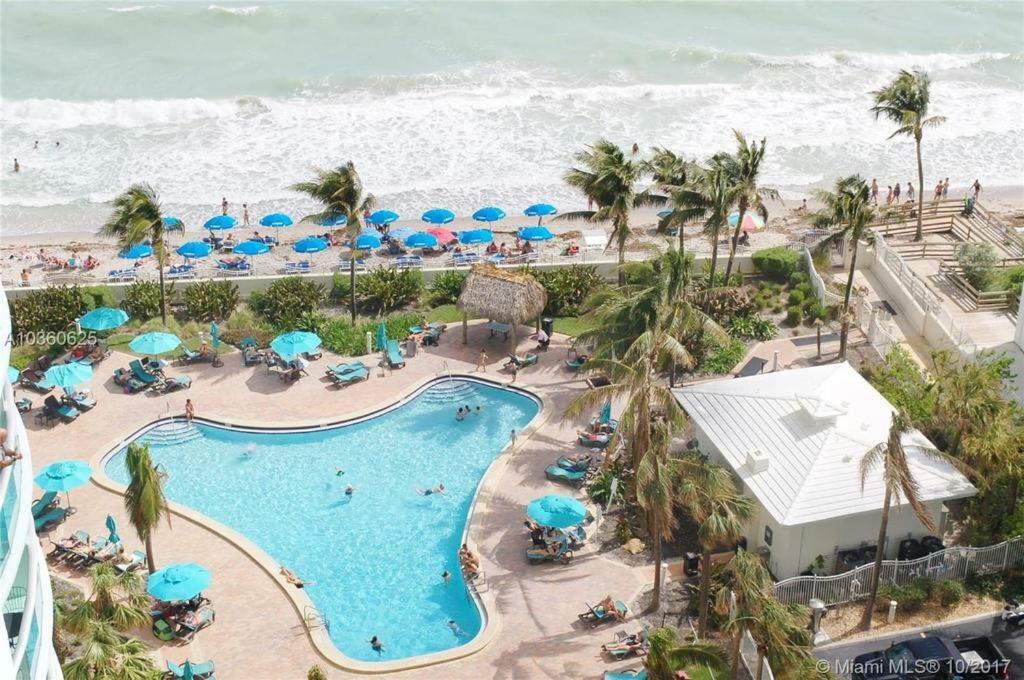 Tides Apt On Hollywood Beach Exterior photo